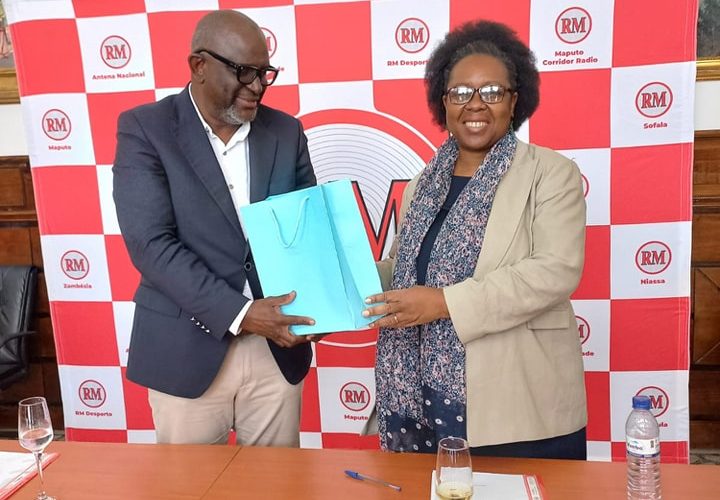 UNIPÚNGUÈ FIRMA PARCERIA ESTRATÉGICA COM A RÁDIO MOÇAMBIQUE