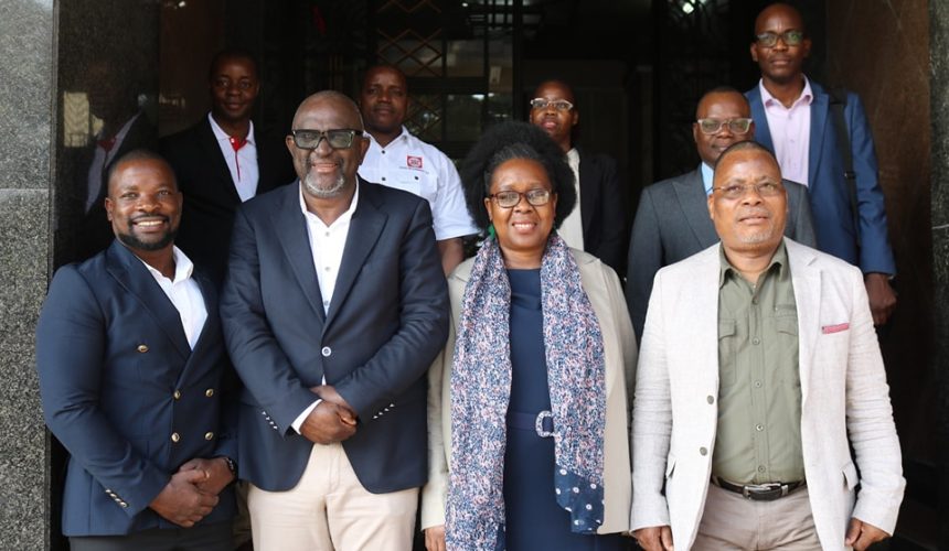 UNIPÚNGUÈ FIRMA PARCERIA ESTRATÉGICA COM A RÁDIO MOÇAMBIQUE