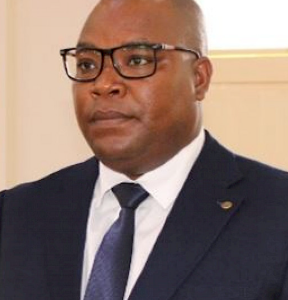 Prof. Doutor Hélio Vasco Nganhane