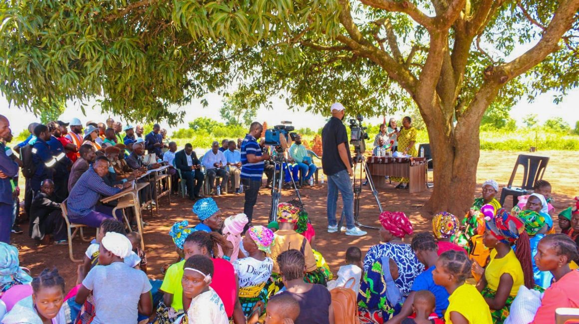 4 UNIVERSIDADE PÚNGUÈ GARANTE ENERGIA ELÉCTRICA AO CENTRO DE SAÚDE DE MUTINDIRE